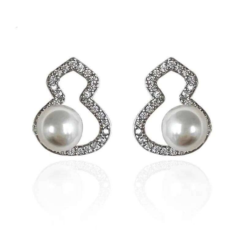 Chinese-Style Pearl Gourd with a Feel, Micro-Inlaid Zircon for Women, Light Luxury Niche High-End New Earrings