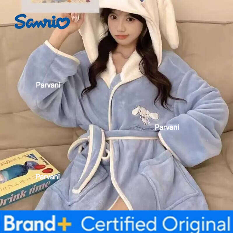 Sanrio New Hello Kitty Nightgown Cartoon Cute My Melody Kuromi Cinnamoroll Thick Absorbent Quick-Drying Long Adult Bathrobe Pajama H260130
