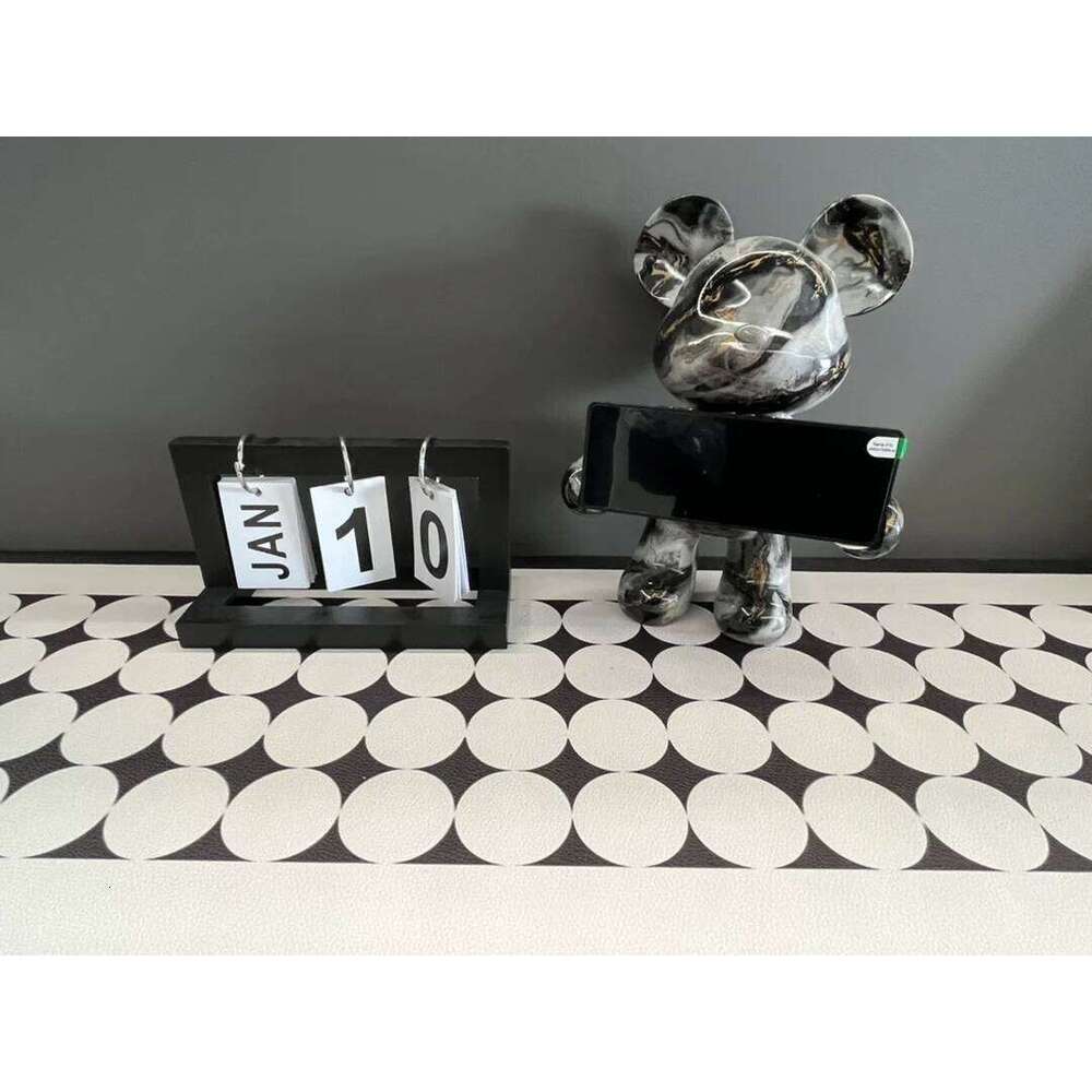 Bear Shaped Digital Clock Sculpture LED Time Temperature Display Desktop Home Office Decor High Durability Alarm Clocks W260130