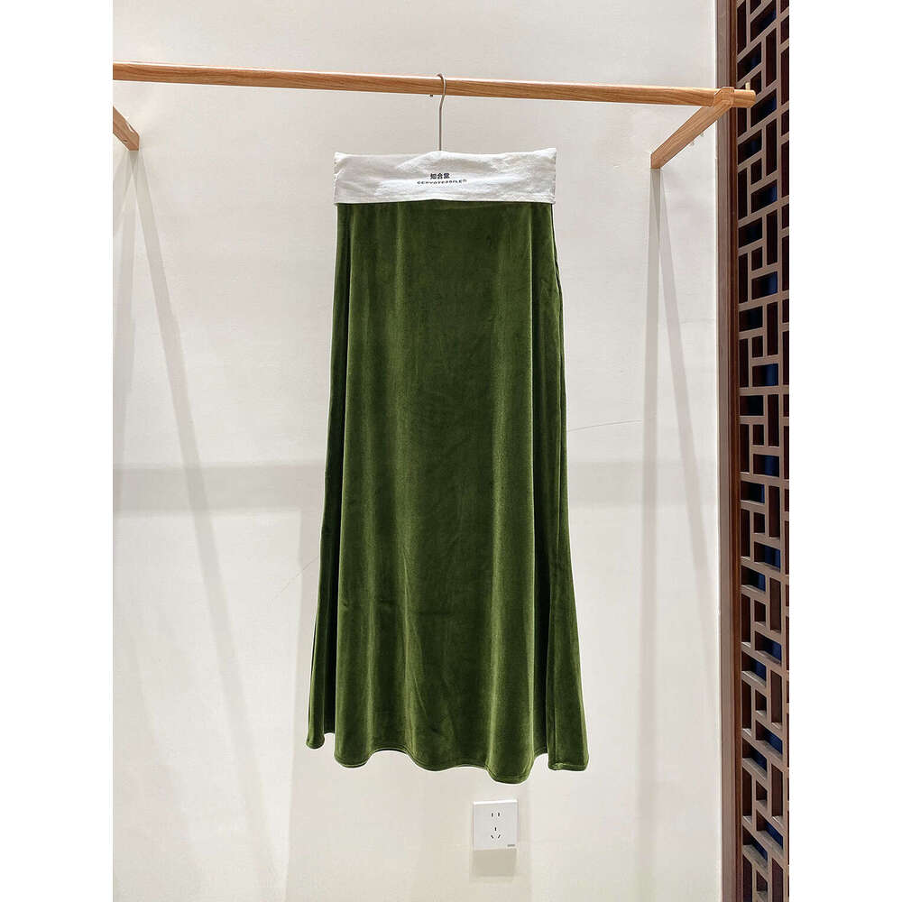 Zhihetang Autumn New High Waist Mermaid Half Women Slimming National Style Velvet A-Line Long Skirt LEEGO LENS