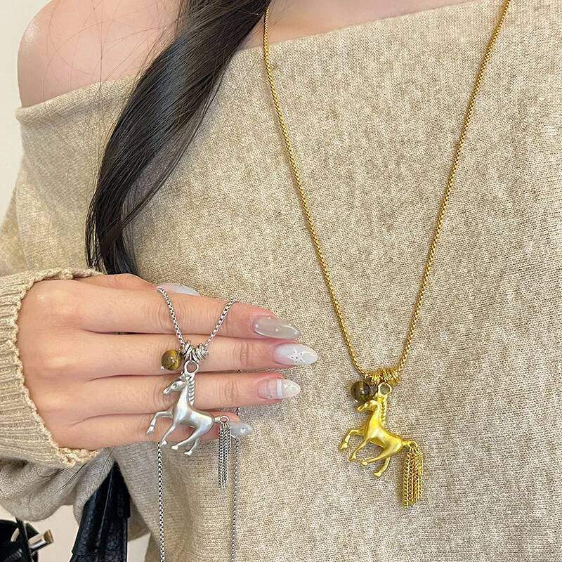 Stainless Steel Link Chain Metal Horse Pendant Necklace For Women Fashion Jewelry Trendy New Style Daily Accessories Gifts C2070