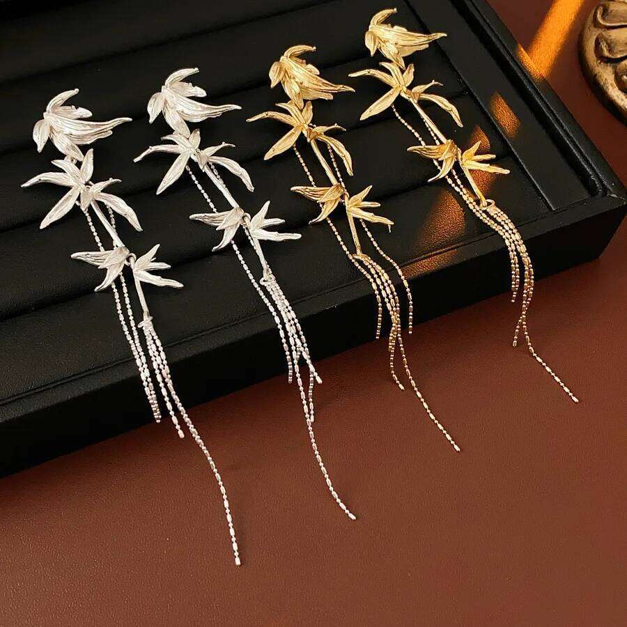 2025 New Chinese Style Bamboo Leaves Long Tassel Drop Earrings Elegant Retro Flower Pendant Earring Hanfu Cheongsam Accessory K1
