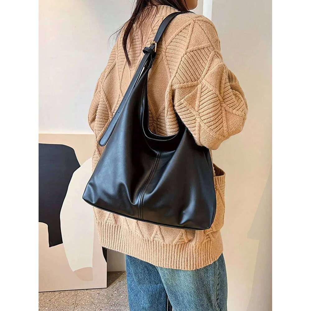 Vintage Large Capacity Shoulder for Women with Soft Solid Crossbody Bag Z260130