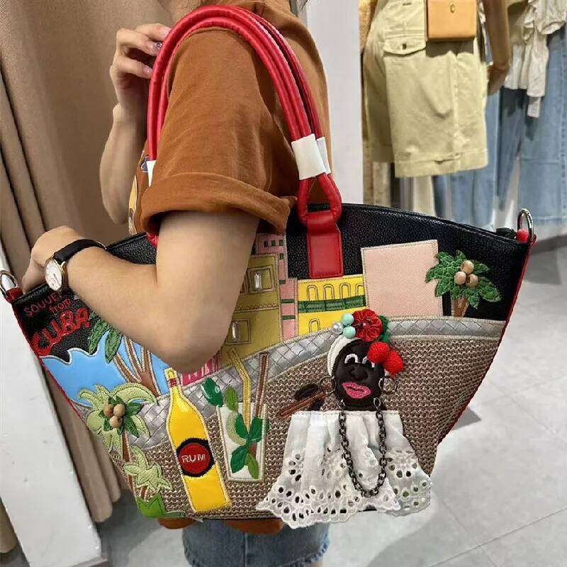 New Fashion Handbag Large Capacity Shoulder Creative Splicing Embroidered Basket Holiday Bag