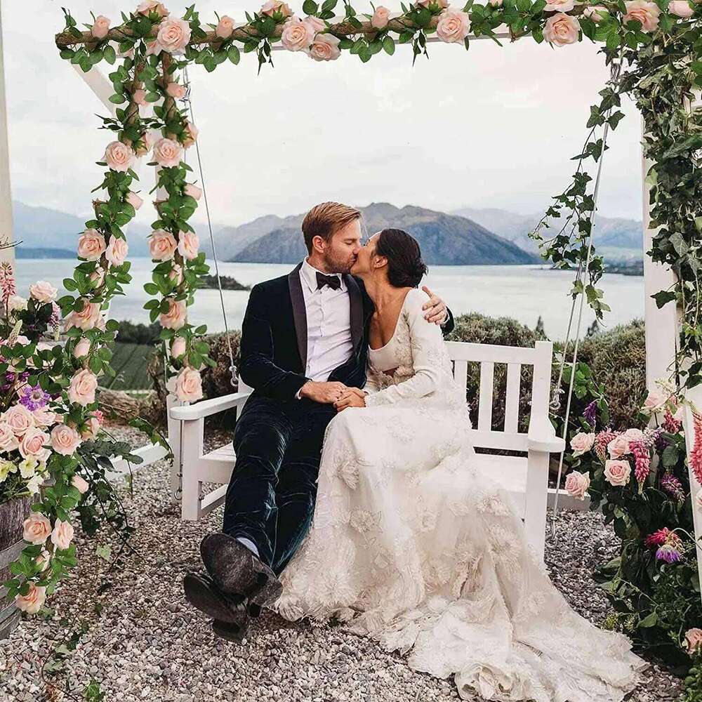 16 / 9Head White Garland Rose Flower String Vine Artificial Flowers for Wedding Arch Party Garden Craft Dcor Mariage Y260130