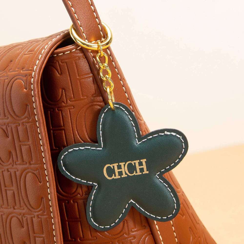 Fashionable New 2025 Luggage Hanging with Teddy Bear Flower Pattern and Simple Decoration Z260130