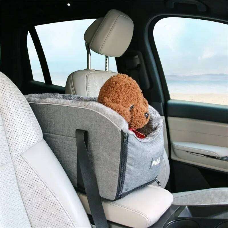 Portable Car Safety Seat for Small Dogs Travel Central Control Cat Transport Protector Dog Bags Pet Carrier Accessories 26H0130