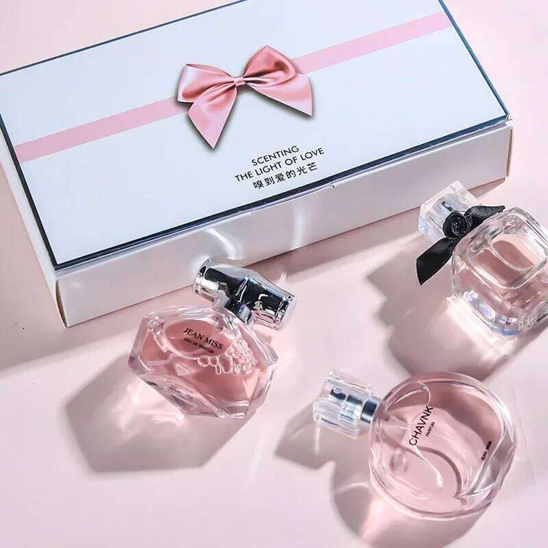 90ML30mlx3PCS Eau De Parfum Gift Box Feminino Spray Fresh Light Scent Floral Fruity Chypre Notes LongLasting Women Perfume Set H260130