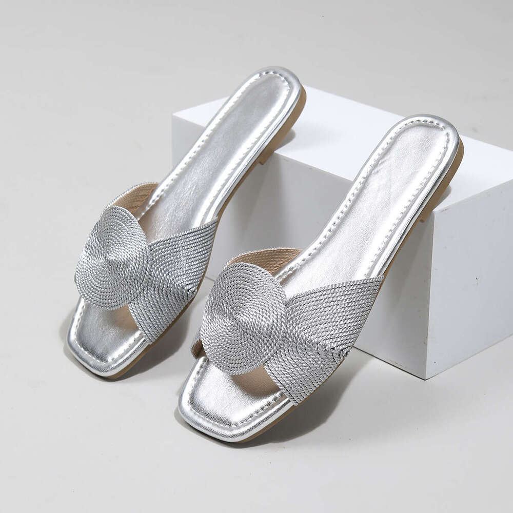 fashion shoes Hot-Selling Big Brand Popular 2025 Summer Women's New Metal Embroidered Woven Flat Sandals