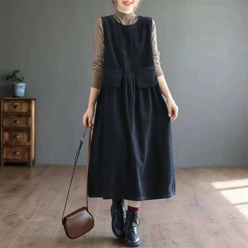 2025 Autumn/Winter New Corduroy Dress Women's Loose Retro Art Pocket Sleeveless Vest Dresses Female Casual Clothes XJ260130