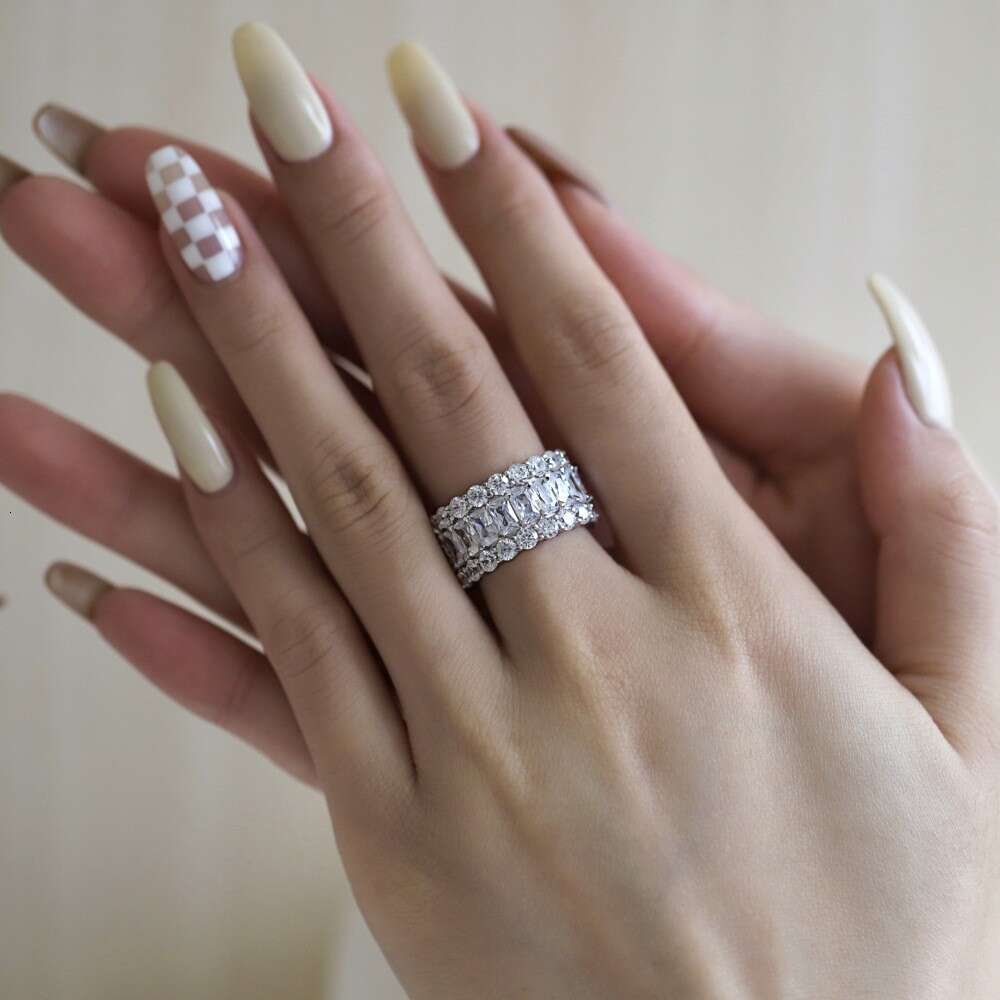 In Stock Cross-Border Hot Selling Geometric Inlaid Zircon Hip-Hop Copper Fashion Wheel Design Sense Ring Hand Jewelry