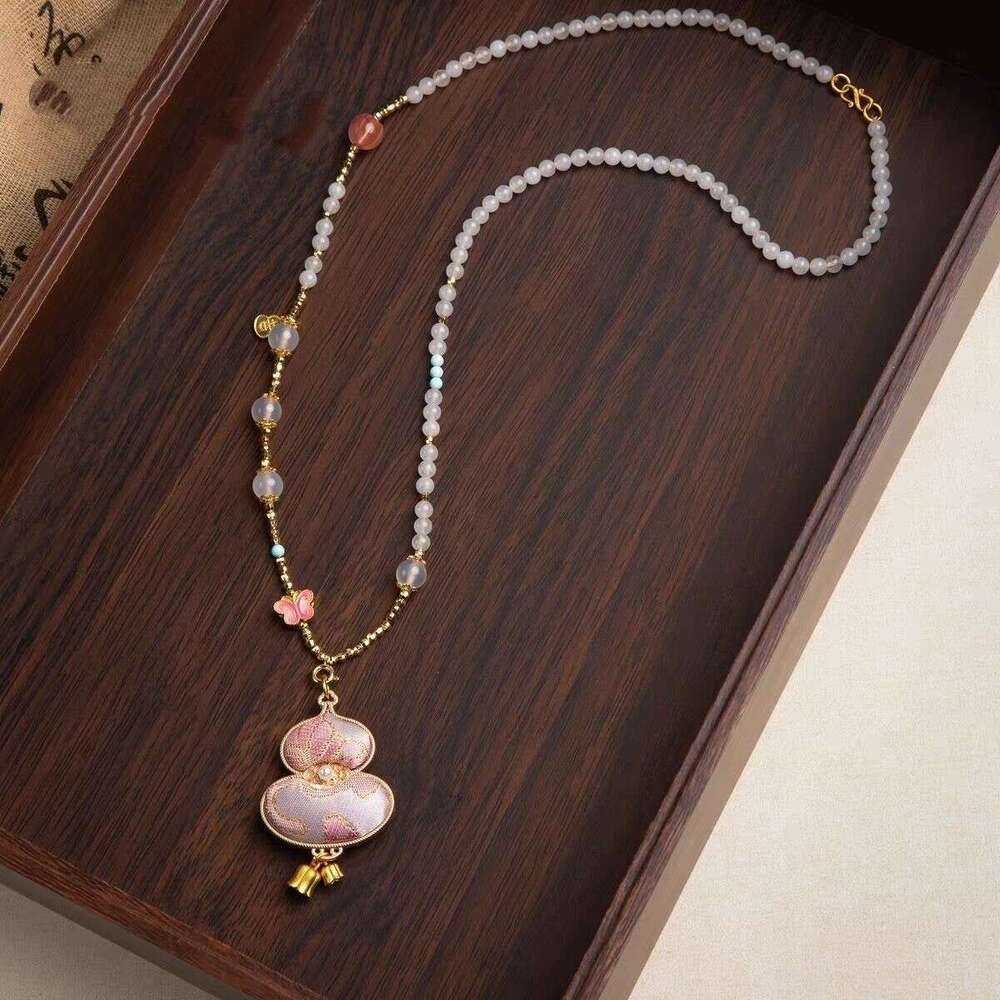 New Chinese Song Brocade Pink Gourd Pendant Necklace National Style Gentle Long Sweater Chain Cheongsam Hanfu Elegant Accessories for Women