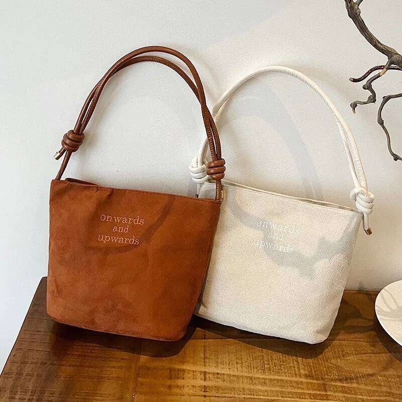 Women's Fall/Winter Retro Sheepskin Velvet Handbag Trendy Crossbody Super Popular Single Shoulder Bucket Bag Z260130