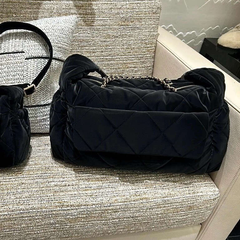 Totebag Shoulder ROSE NOIRE N Velvet Nylon Ski Hobo Underarm Bowling Quilted Commuter Bag Versatile