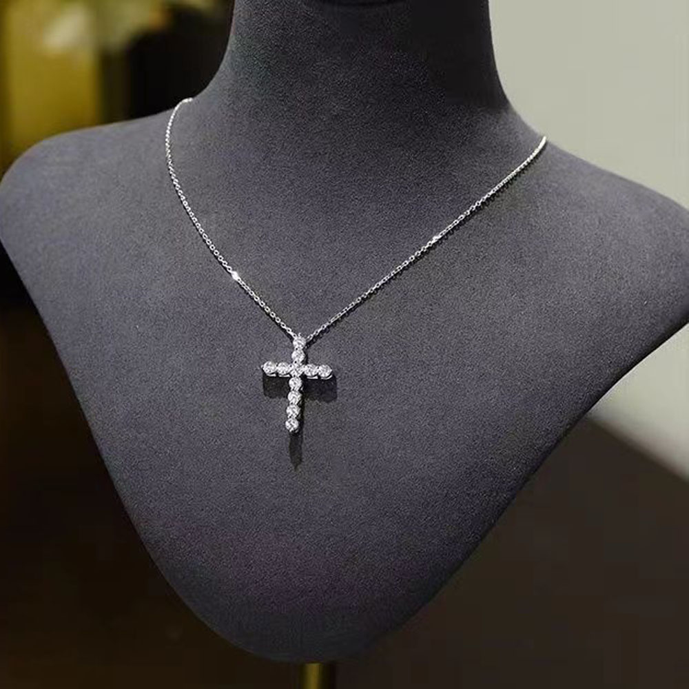 Hip HopTitanium Steel CZ Crystal Cross Pendant Necklace 18K White Gold Plated Cubic Zirconia Necklace for Women Shiny Lovers Diamond Necklace Wedding 