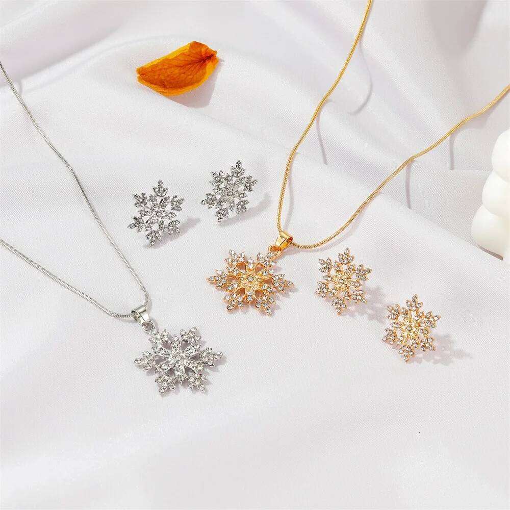 3 Pcs New Snowflake Necklace Earrings For Women Christmas Luxury Jewelry Set Accessories Valentine's Party Gifts 2021