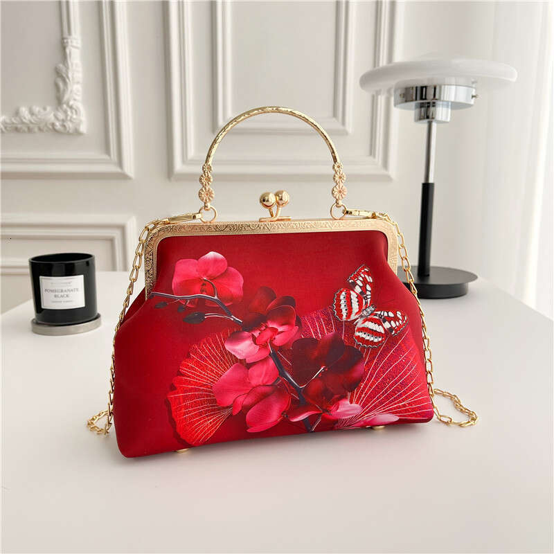 Peking Opera National Trend Finished Fashion Ethnic Hanfu Crossbody Handbag Cheongsam Trendy Street Style Item Clip Bag MASA