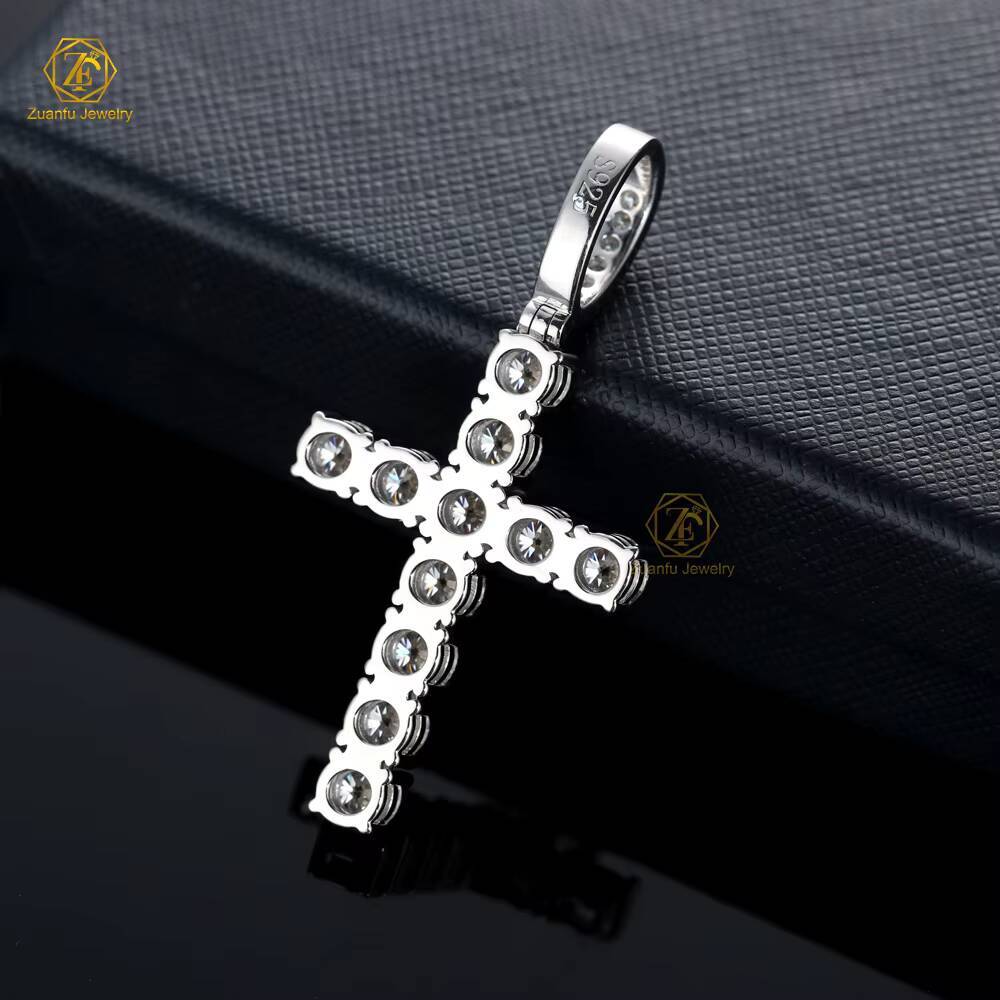 RTS 925 Sterling Silver VVS Moissanite Cross Pendant with 5mm Round Brilliant Cut Diamond GRA for Necklace