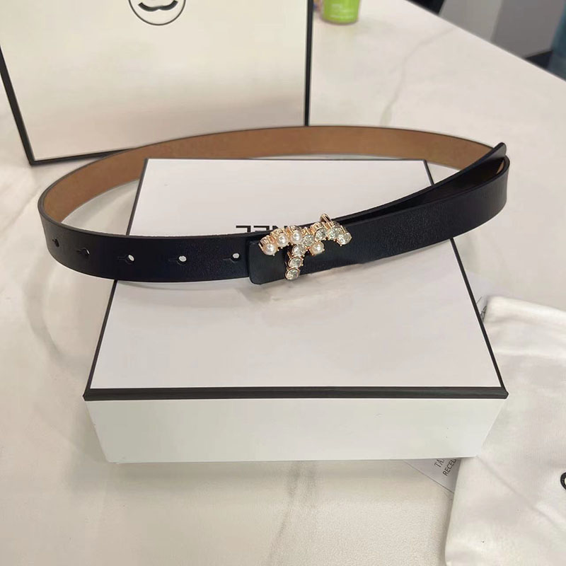 luxury Designer belt women Pearl Diamond Genuine leather material classic buckle casual width 2.5cm size fashion gift