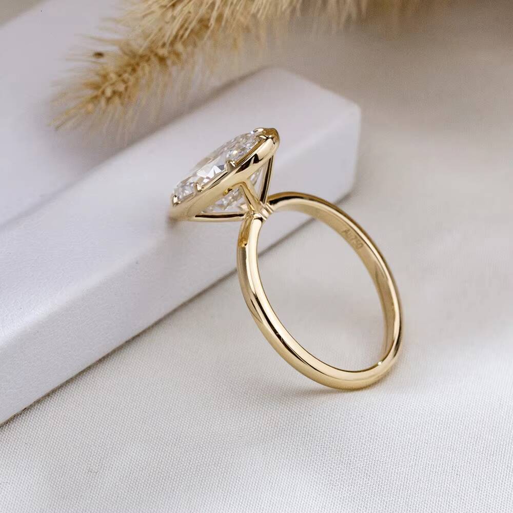 MSR-2014 Fashion Engagement Ring 18k Gold Solitaire Ring Oval Cut 32ct D VS1 Lab Grown Diamond Ring