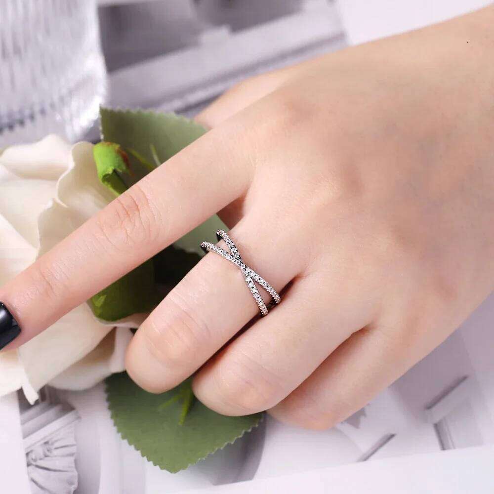 M-JAJA Moissanite X Cross Rings D Color VVS1 Lab Diamond Wedding Band for Women Promise Engagement 925 Sterling Silver Ring XJ260130