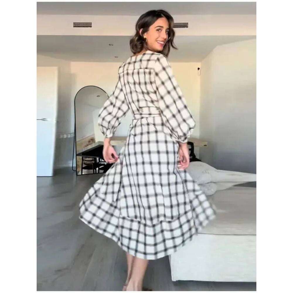 HipSeam Women Check Shirt with Belt Spring Autumn O Neck Button Women's Long Dress Flared Hem Female Chic Midi Dresses XJ260130