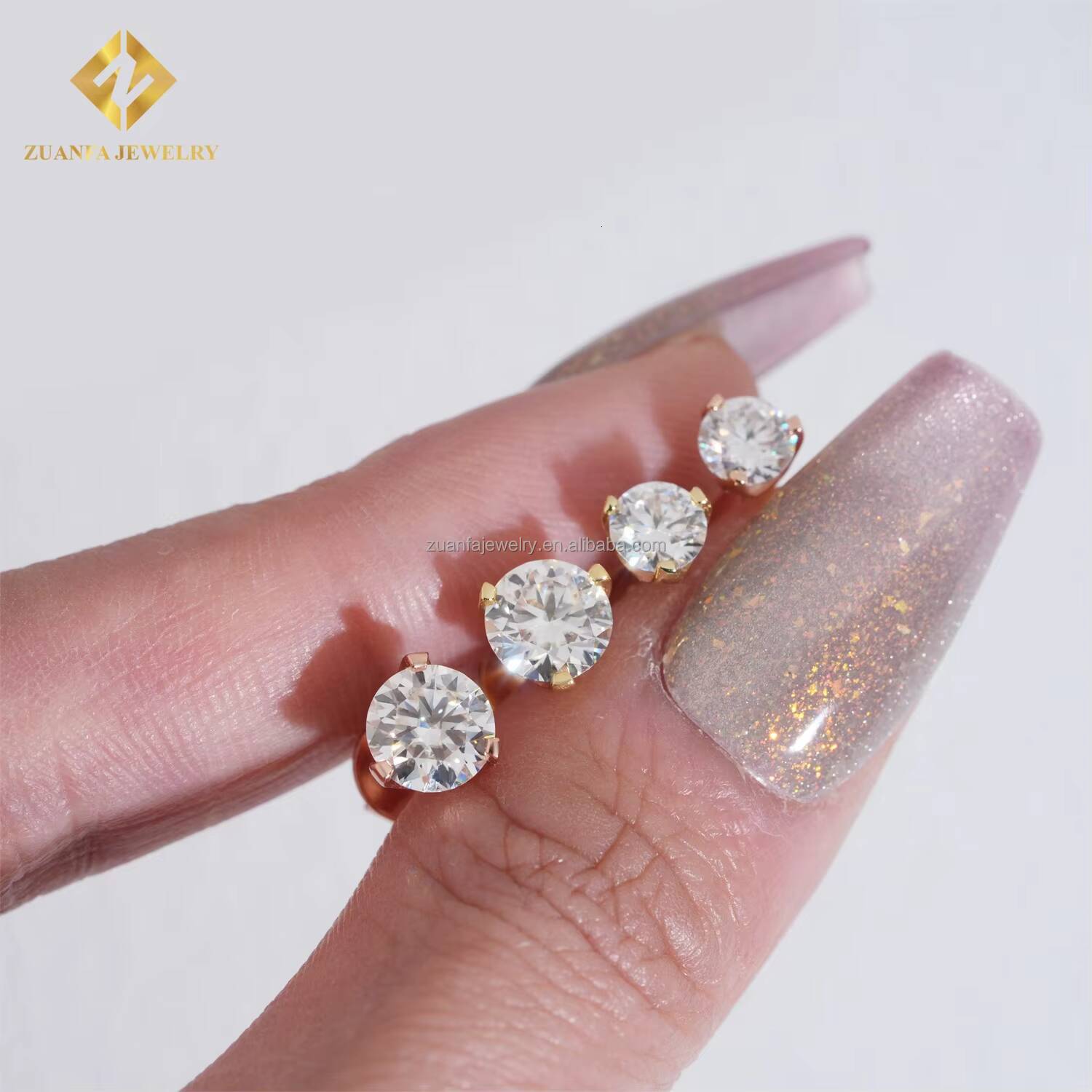 Hot Selling Fire Three Claws 925 Sterling Silver GRA Certificate S925 Silver Shining D VVS1 Moissanite Diamond Stud Earrings