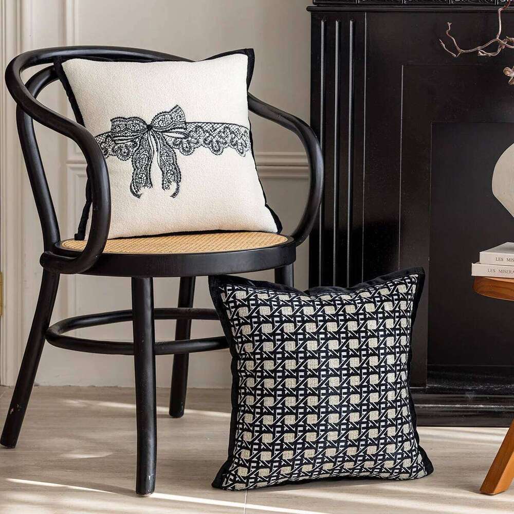Luxury Black Sofa Cushion Cover Bow Embroidery Pillow Case Plaid Jacquard Pillowcase for Home Bed Living Room Decoration
