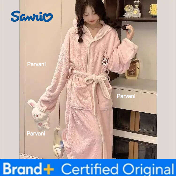 Sanrio Anime ed Pajamas Women Kuromi Cinnamoroll Hooded Bathrobe Kawaii My Melody Cotton Thickened Cute Cartoon Sleeprobe Girls H260130