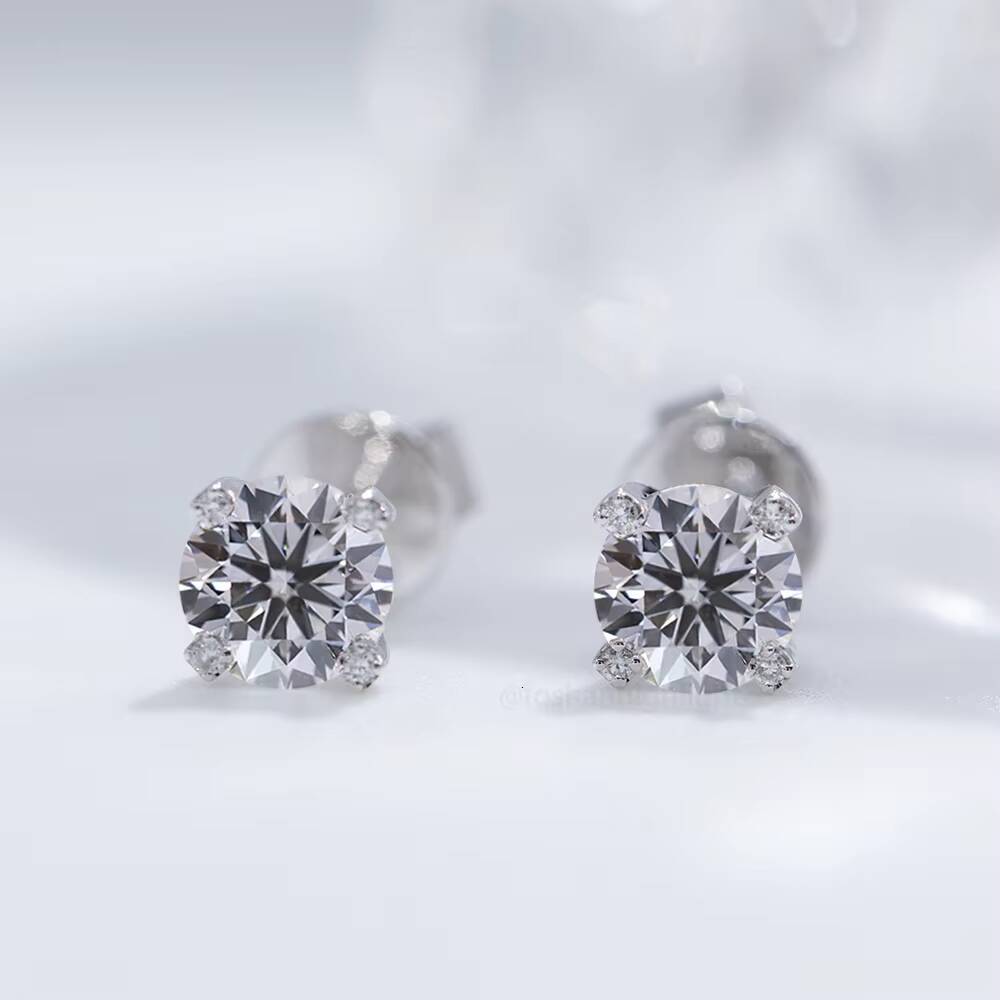 A Pair Of05ct Lab Grown Diamond Earring 18K White Gold Diamond Jewelry IGI Certified Hot Sale Earring