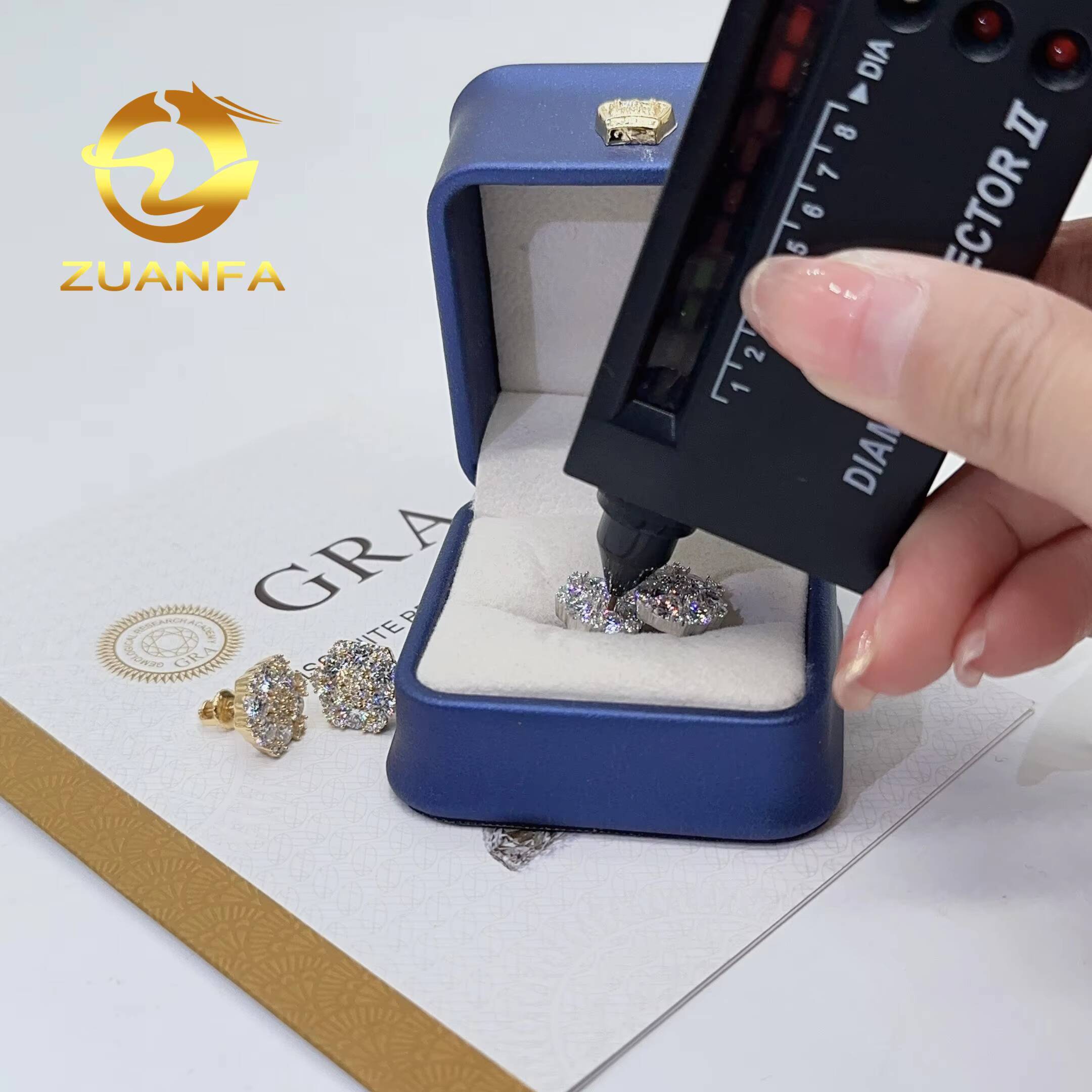 Shining Earrings for Women Pass Diamond test Snow Flake Design Moissanite Earrings Iced Out Moissanite Earrings