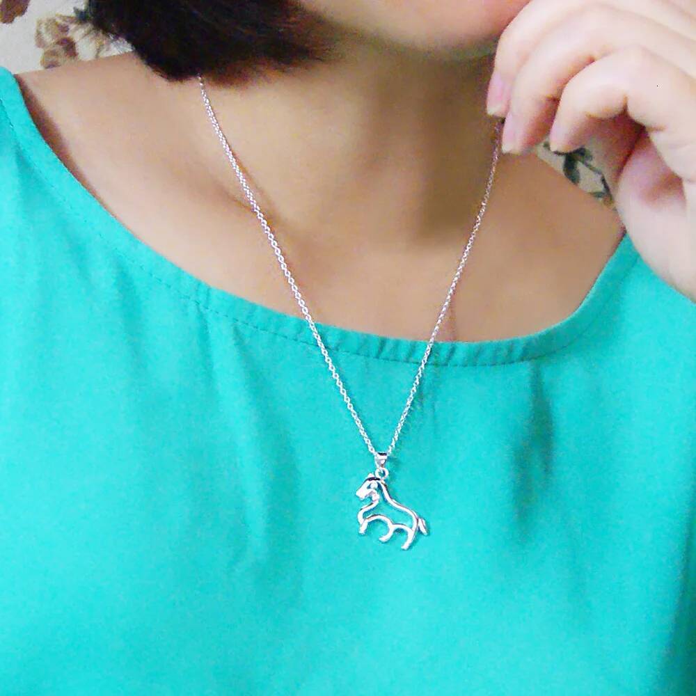 925 Sterling Silver Horse Pendants Necklaces Loving Design Cute Animal Pony Necklace Movie Jewelry Party Accessories Gifts