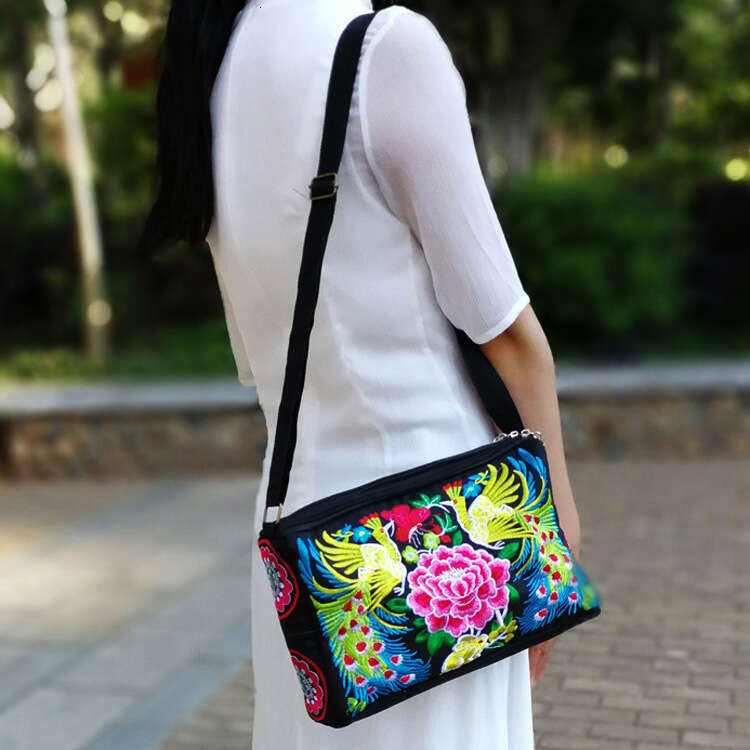 Ethnic Style Women's Shoulder Square Three-Layer Embroidered Bag