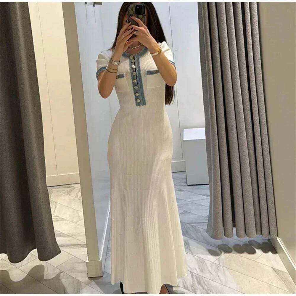 Elegant Contrasting Women Knit Maxi Dress Chic O-neck Short Sleeve Metal Buttons Bodycon Dresses Office Lady Commuting Robe XJ260130
