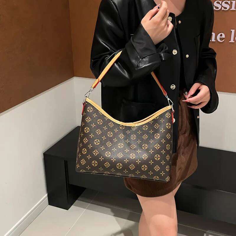 Fashionable Ladies Messenger Bag Crossbody Leather Shoulder Handbags Women Luxury Brand Elegant Classic Durable Design Z260130