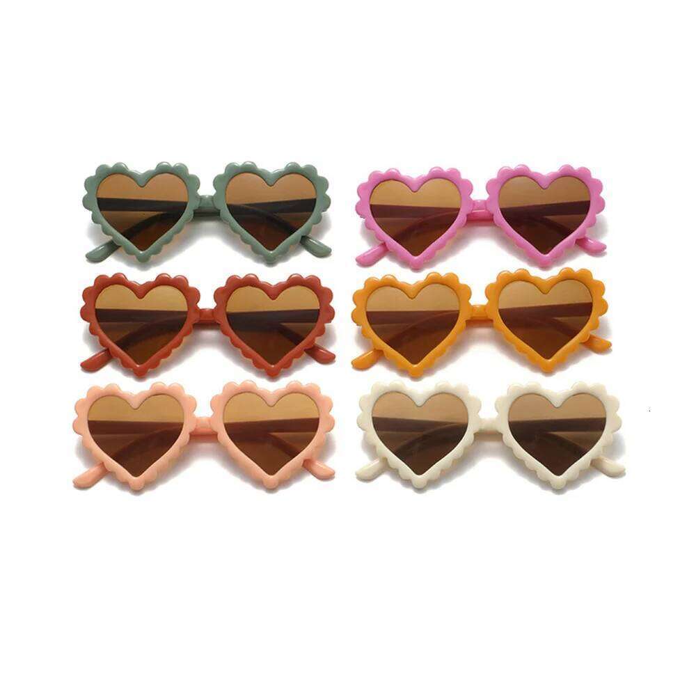 1Pc Cartoon Heart Children Baby Sunglasses Boys Girls UV400 Sun Glasses Shades Kids Gifts Fashion Party Eyeglasses H260130