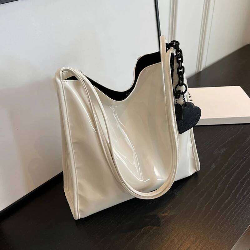 Purse Casual Travel Shopping Totes Solid Color Patent Leather Women Fashion Shoulder Bag Ladies Simple Luxury Handbag Z260130