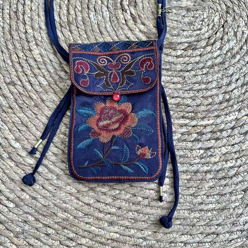 Autumn New Ethnic Style Embroidered Satin Jacquard Vintage Buckle Patchwork Phone Crossbody Bag For Women SHANGFANNI