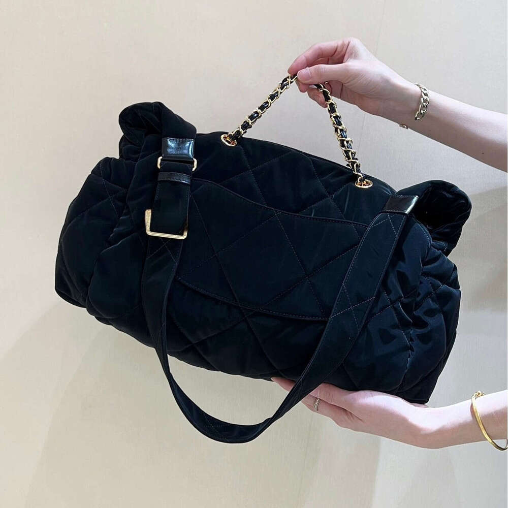 Totebag Shoulder ROSE NOIRE N Velvet Nylon Ski Hobo Underarm Bowling Quilted Commuter Bag Versatile