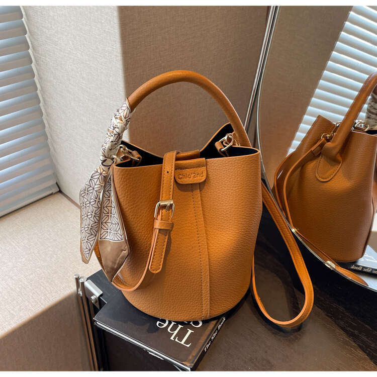 New Arrivals New Red Versatile High-End Feel Single Shoulder Ladies Crossbody Handheld Bucket Bag Evergwish