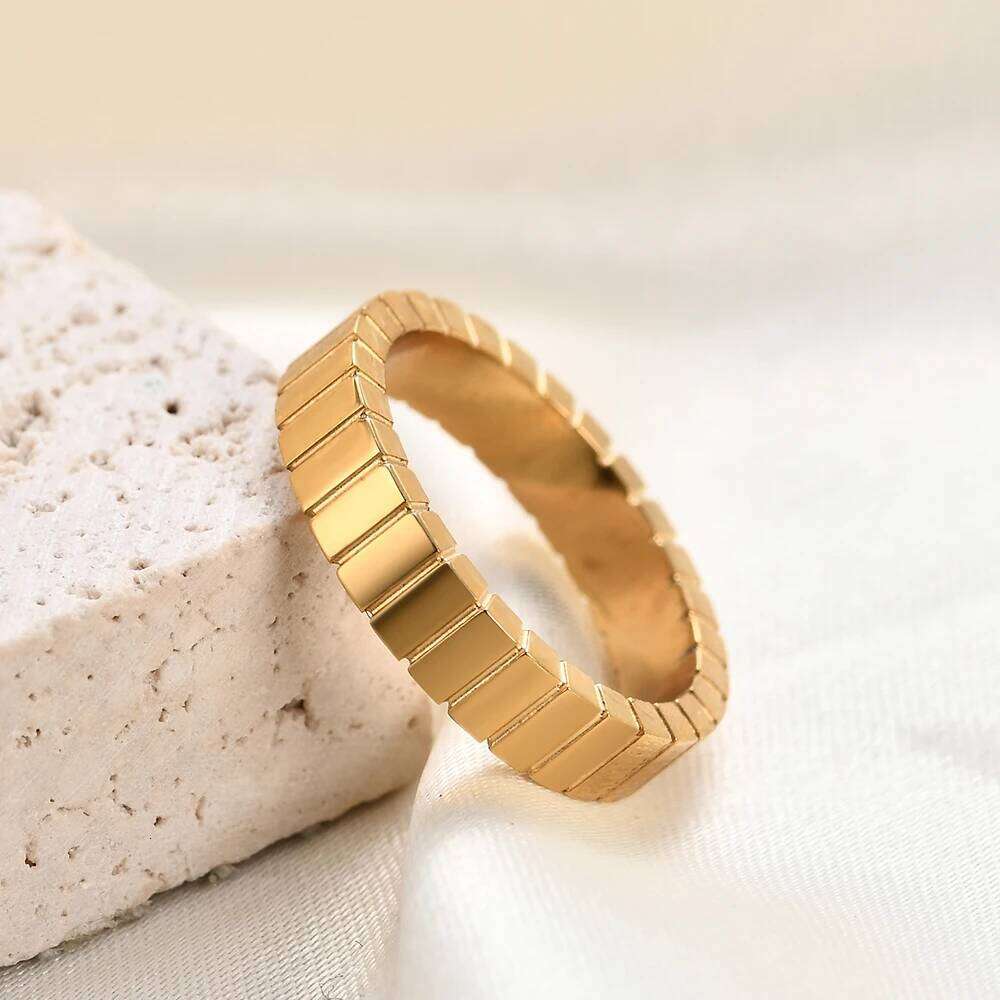 VQYSKO Zircon Checkered Couple Striped Geometric Ring For Wedding Anniversary Valentine's Day Gift Give To Her XJ260130