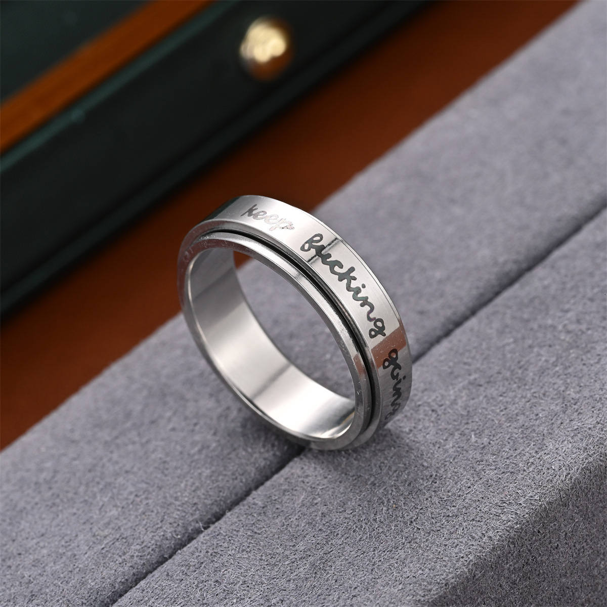 Fashion New Niche Smooth Matte Rotatable Keep Fucking Going... Exclusive