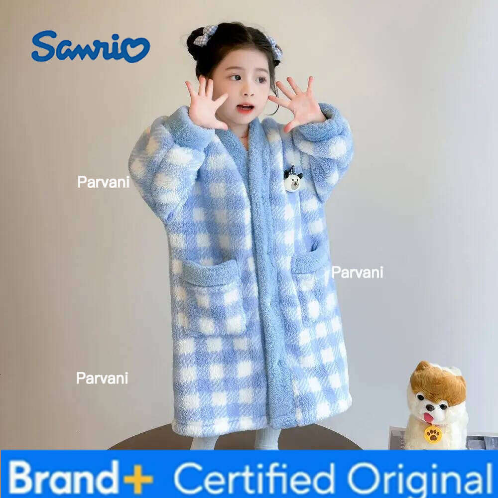 Sanrio Hello Kitty Nightgown Autumn Winter Sleepwear Girls Baby Pajamas Home Clothes Coral Velvet Bath Children's Bathrobe H260130