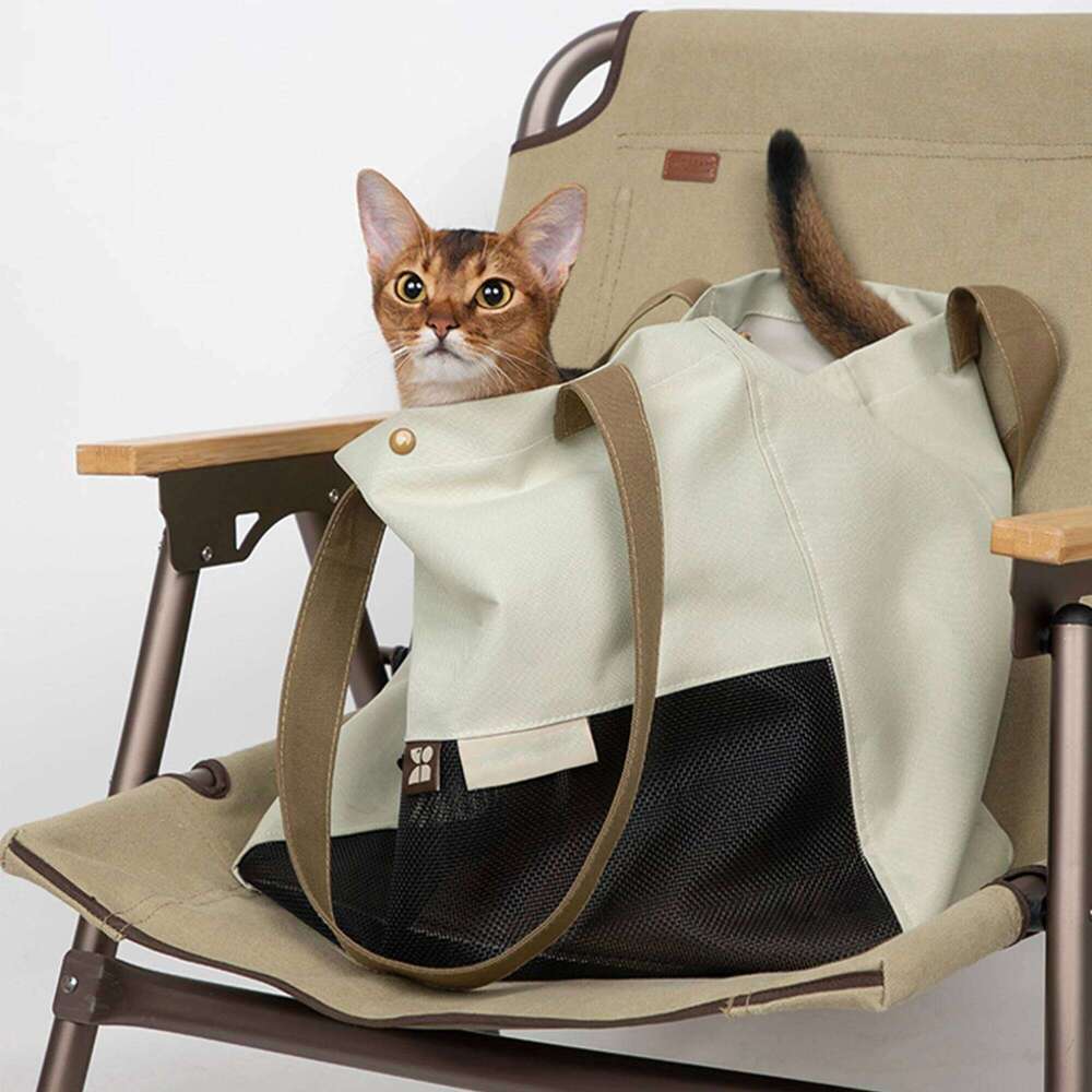 Fashion Dog Purse Pet Carrier Leather for Small Dogs Cats Puppy, Portable Tote Bag Airline Approved Soft-Sided Carriers 26H0130