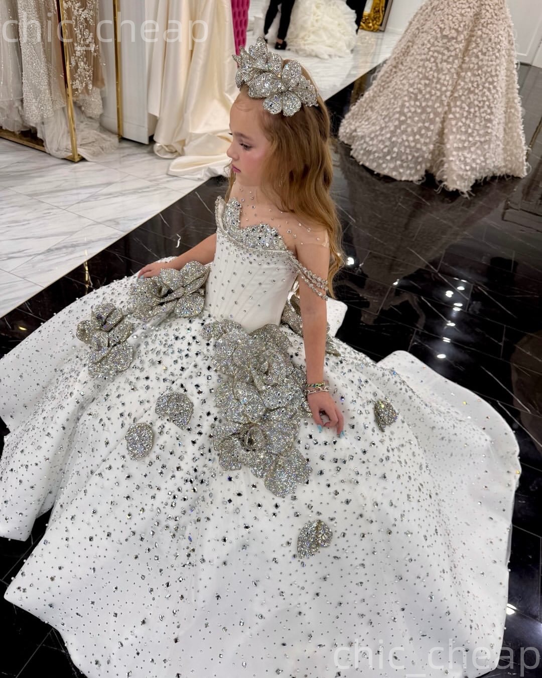 2026 Ivory Ball Gown Flower Girl Dresses Beaded Crystals Flowers Satin Sheer Neck Little Girl Christmas Peageant Birthday Christening Tutu Dress Gowns