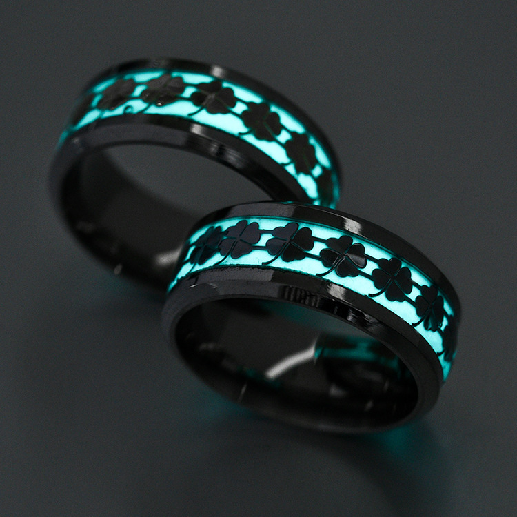 Fashion Luminous Titanium Four-Leaf Clover Ring Personality Fluorescent Stainless Steel Jewelry Source Manufacturer