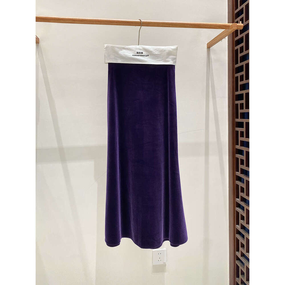 Zhihetang Autumn New High Waist Mermaid Half Women Slimming National Style Velvet A-Line Long Skirt LEEGO LENS