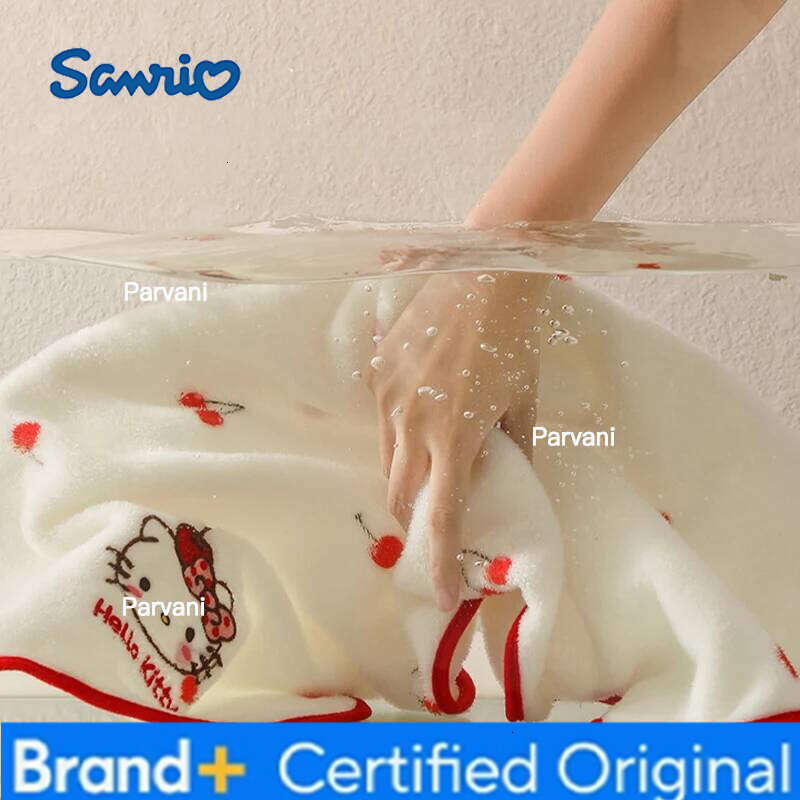Sanrio Kawaii Home Products HelloKitty Sweet Anime Girls Bathroom Soft Fluffy Super Absorbent Coral Fleece Bath Towel H260130