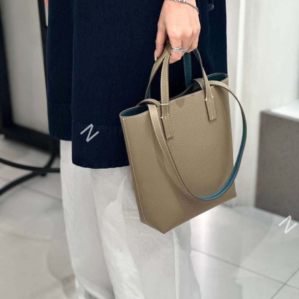 Totebag Shoulder ROSE NOIRE Cross-Border Minimalist Shoulder TC Top Layer Cowhide Two-Tone Bucket Women's Handbag Large Capacity Commuter Bag