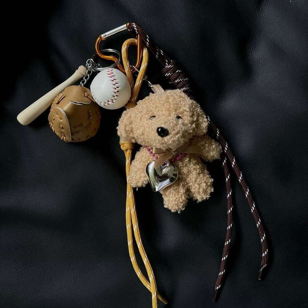Original Designed Key Chain with baseball Plush dog Decor Sporty Style Bag Pendant Casual Cool Trendy Fashion Accessories Z260130